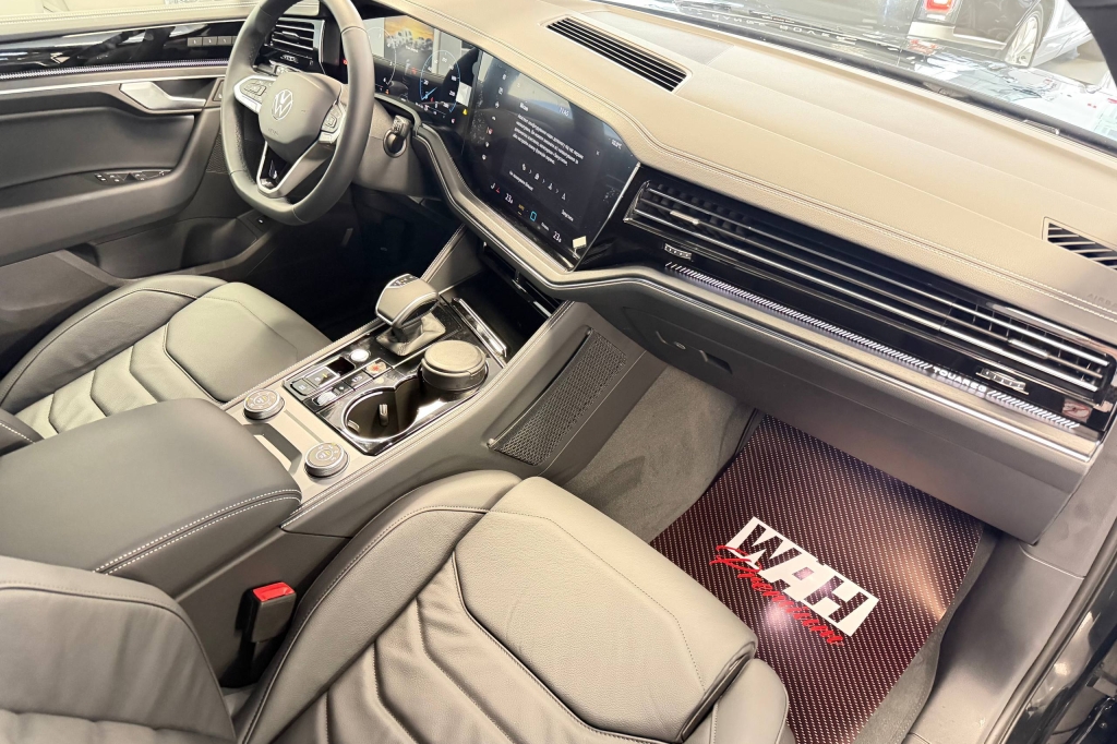 Volkswagen Touareg 2026 фото 6