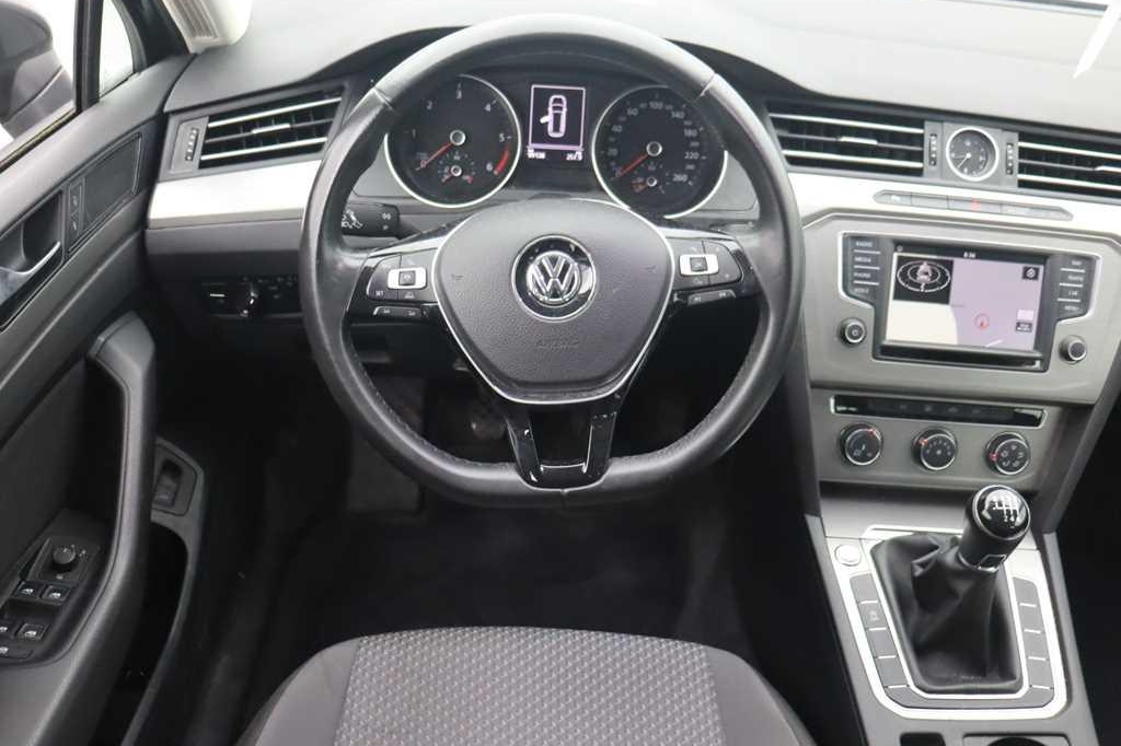Volkswagen Passat Variant 2016 photo 4