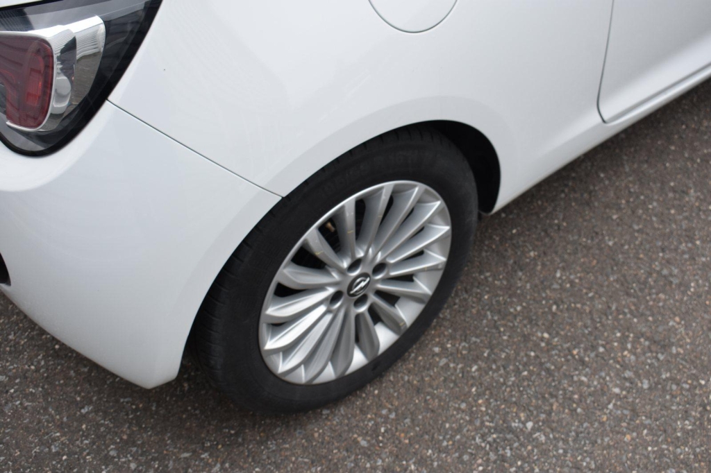 Opel Adam 2019 фото 15