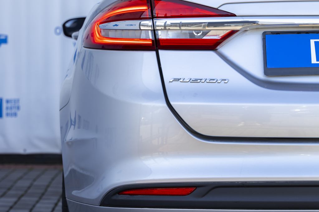 Ford Fusion 2017 photo 10