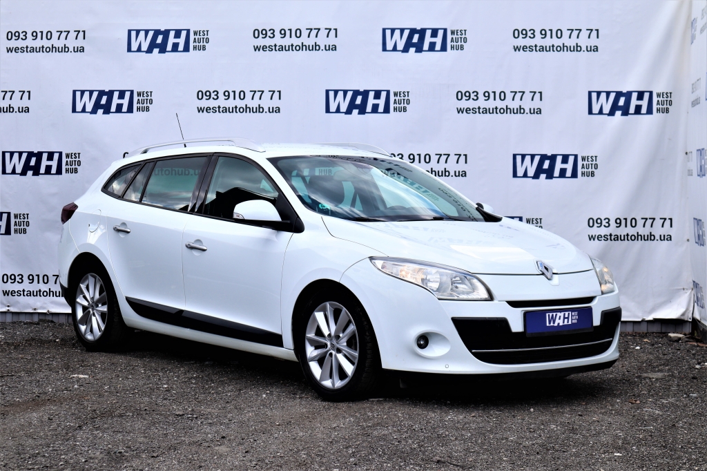 Renault Megane 2011 photo 1