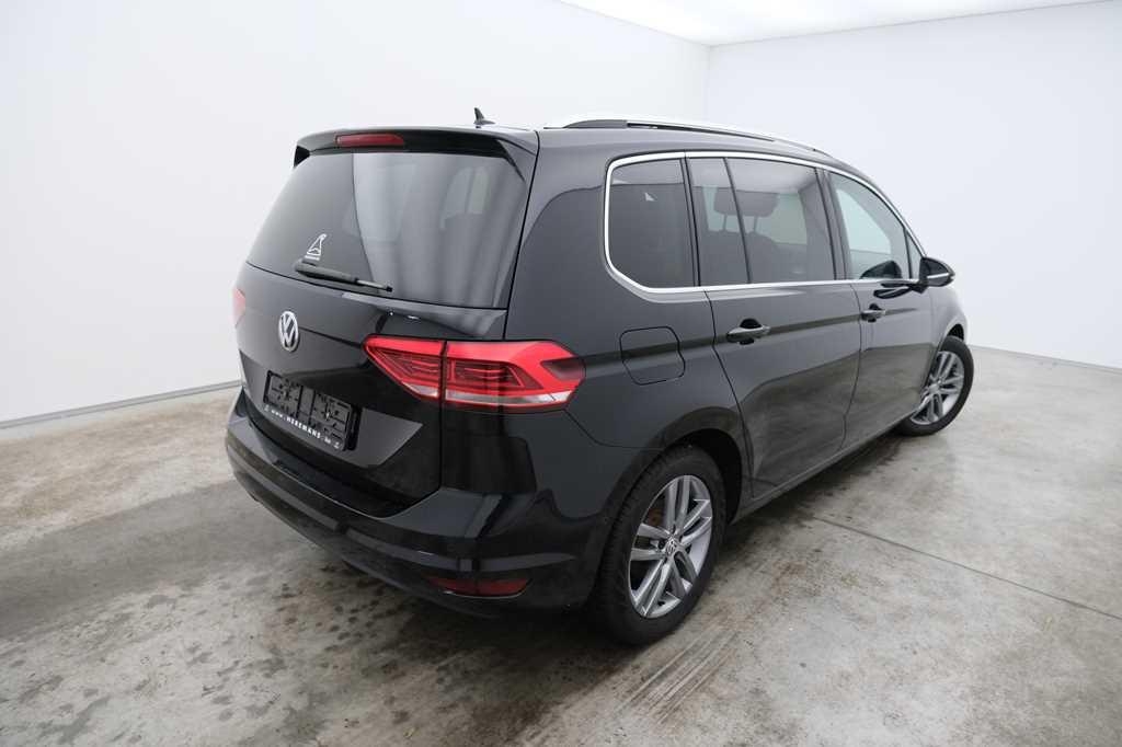 Volkswagen Touran 2016 photo 2