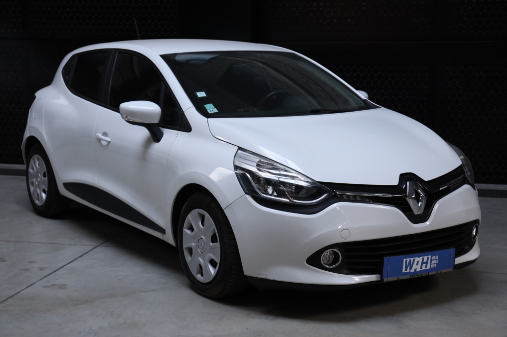 Renault Clio 2015 фото 2