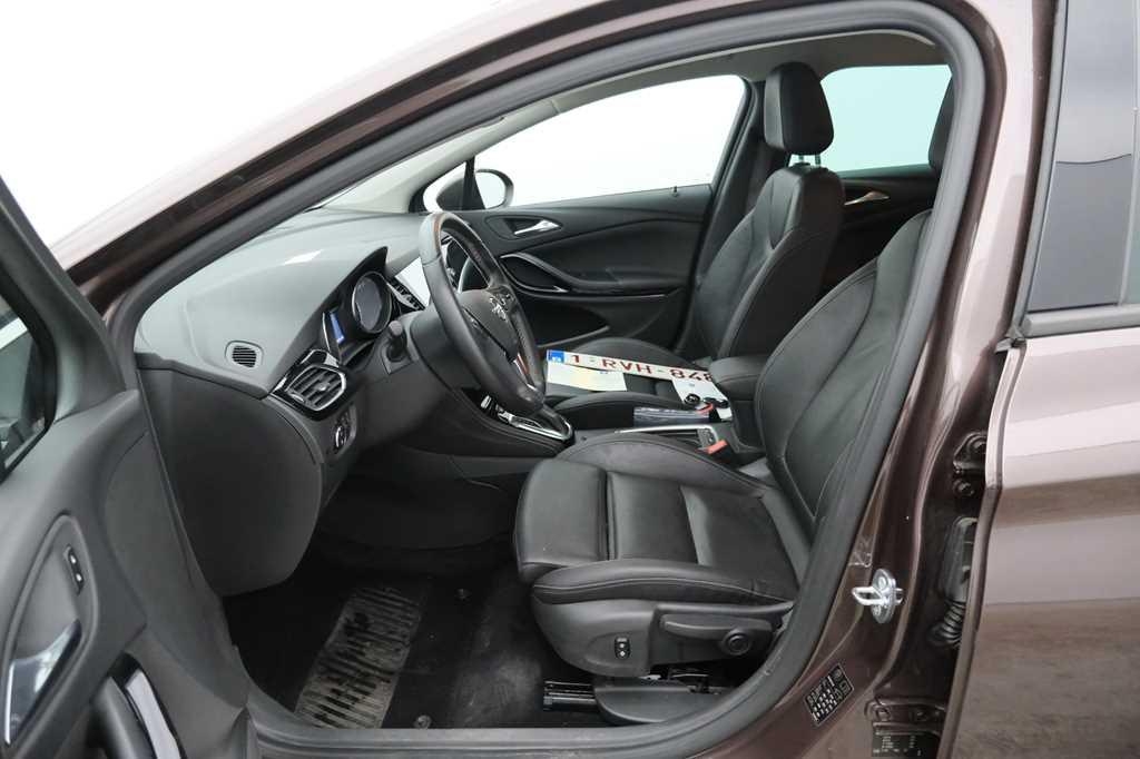 Opel Astra Sports Tourer 2017 фото 2