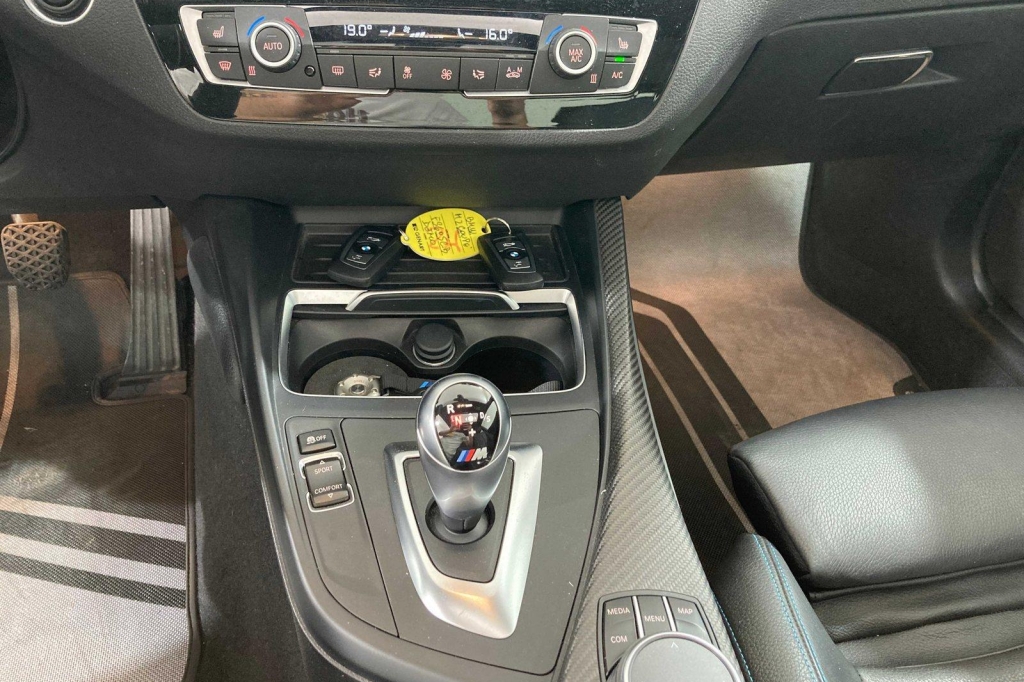 BMW M2 2018 фото 3