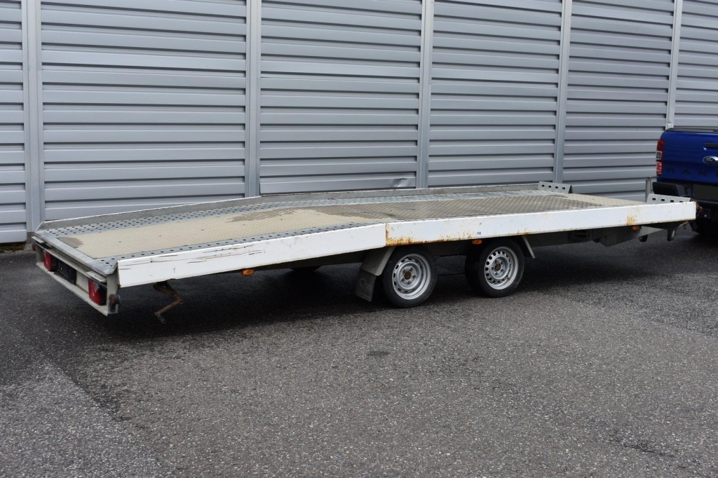 Blyss Anhänger Jupiter 2017 фото 3