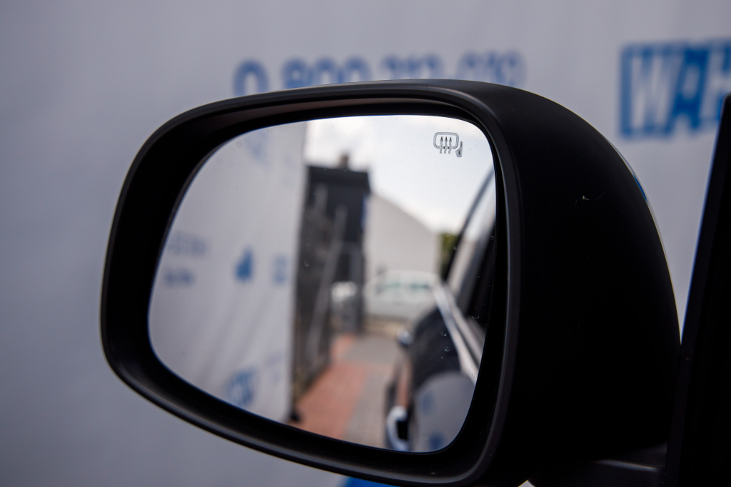 Suzuki SX4 2007 фото 7