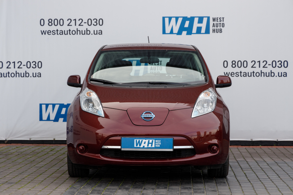 Nissan Leaf photo 1