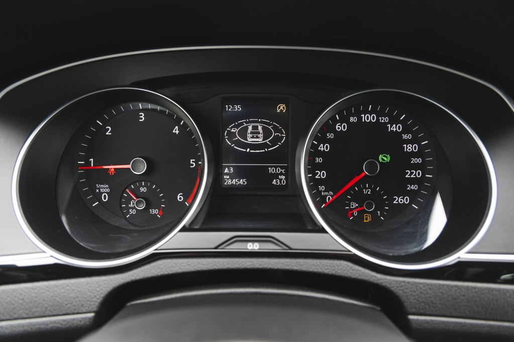 Volkswagen Passat BiTDi 4Motion 2016 photo 22