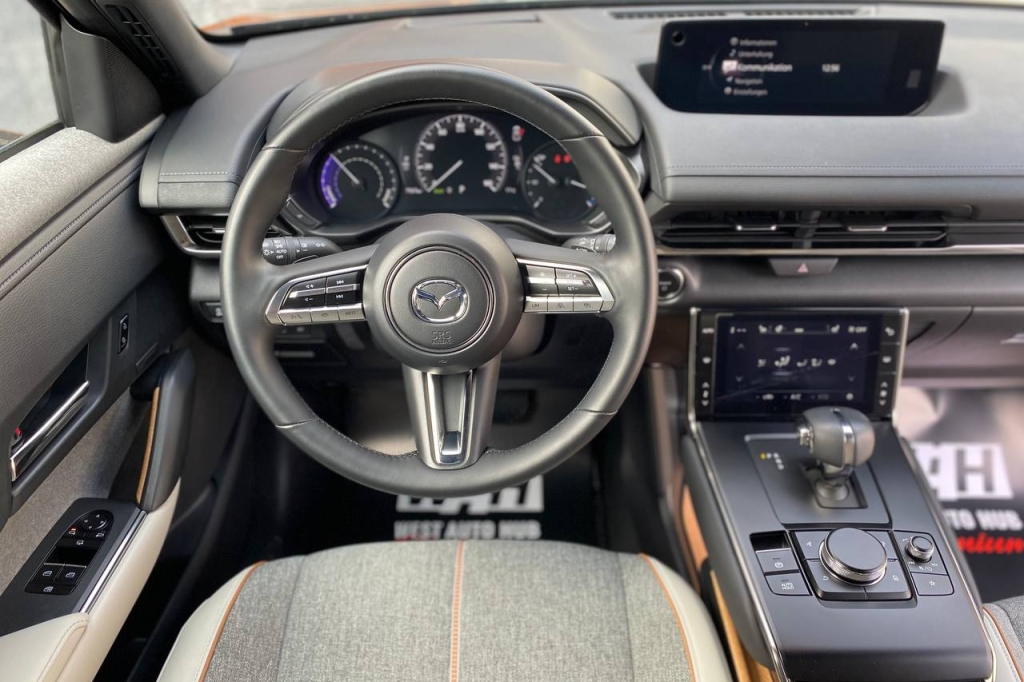 Mazda MX-30 2020 фото 12