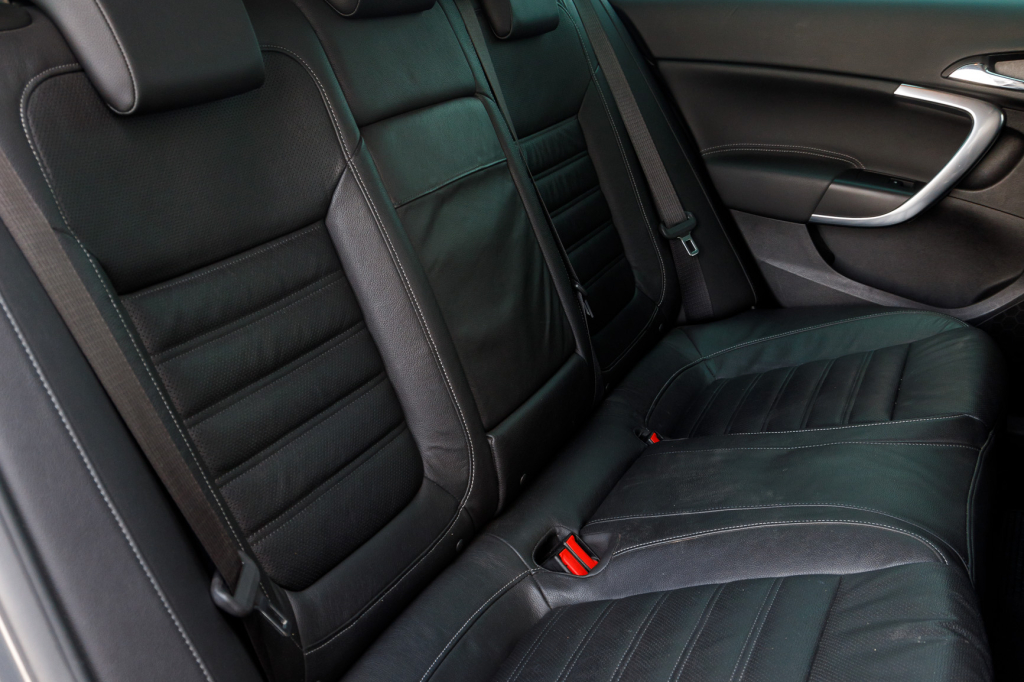 Opel Insignia photo 31