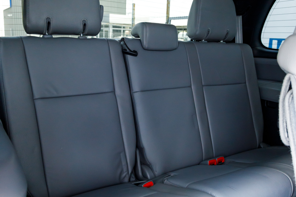 Toyota Sequoia 5.7 Dual VVT 2016 photo 19