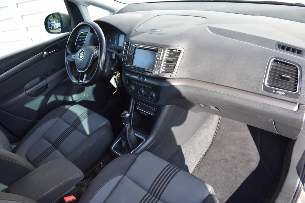 Volkswagen Sharan 2017 photo 3