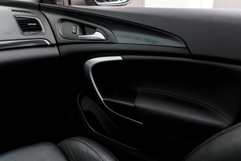 Opel Insignia photo 29