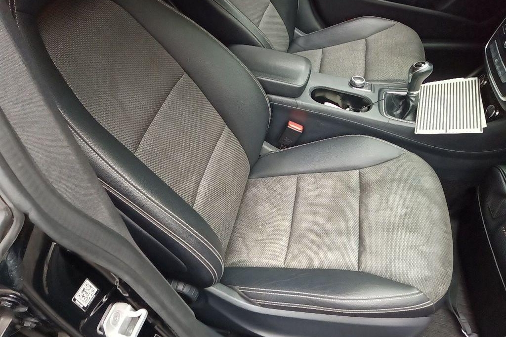 Mercedes-Benz CLA-Klasse 2016 photo 29