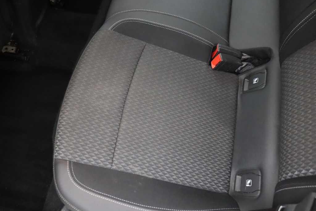 Opel Astra Sports Tourer 2016 фото 36