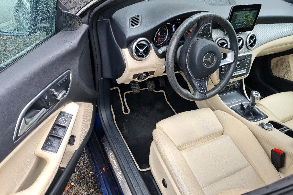 Mercedes-Benz CLA-Klasse 2018 photo 14