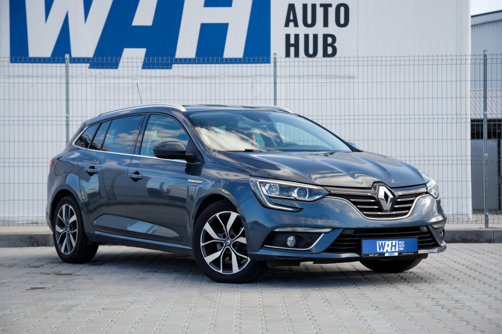 Renault Megane IV BOSE 2016 фото 2