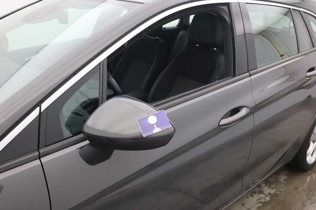 Opel Astra Sports Tourer 2016 фото 12