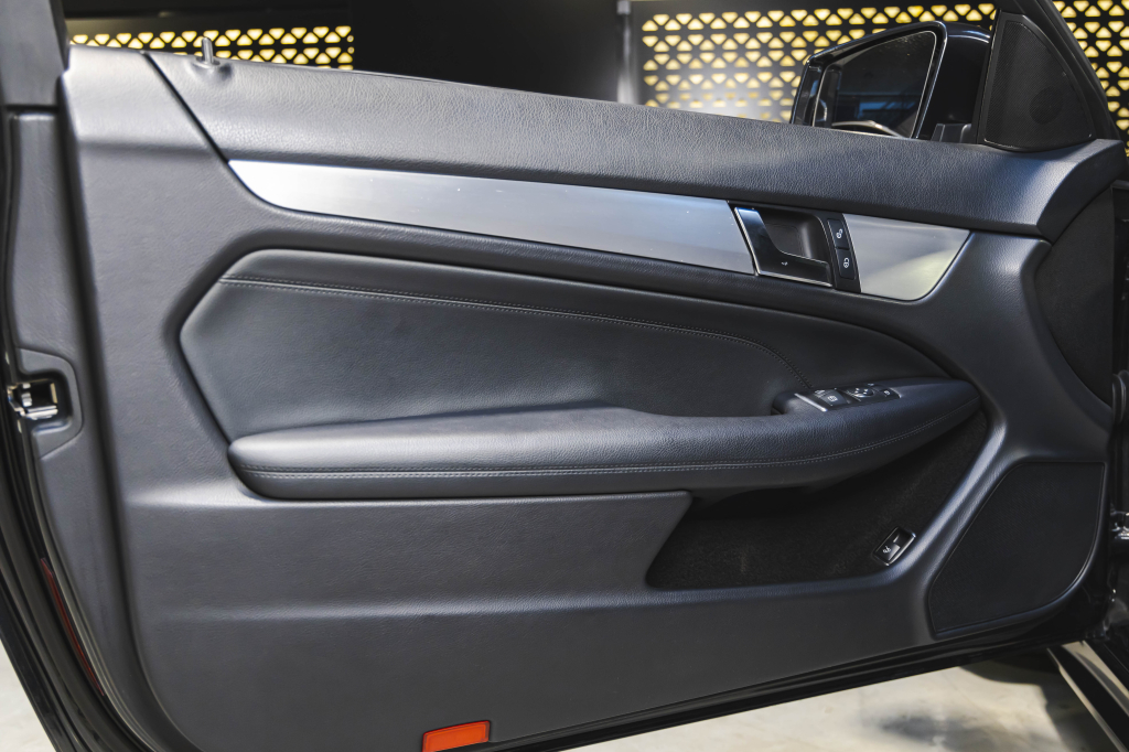 Mercedes-Benz C-Class AMG 2012 фото 23