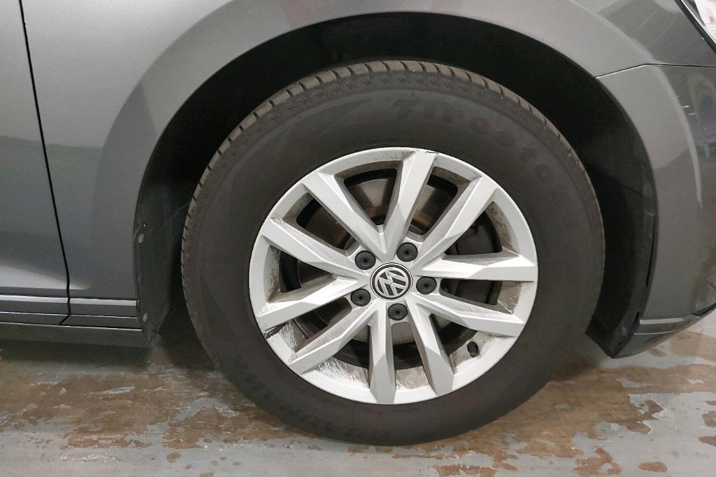 Volkswagen Passat Variant 2017 фото 11