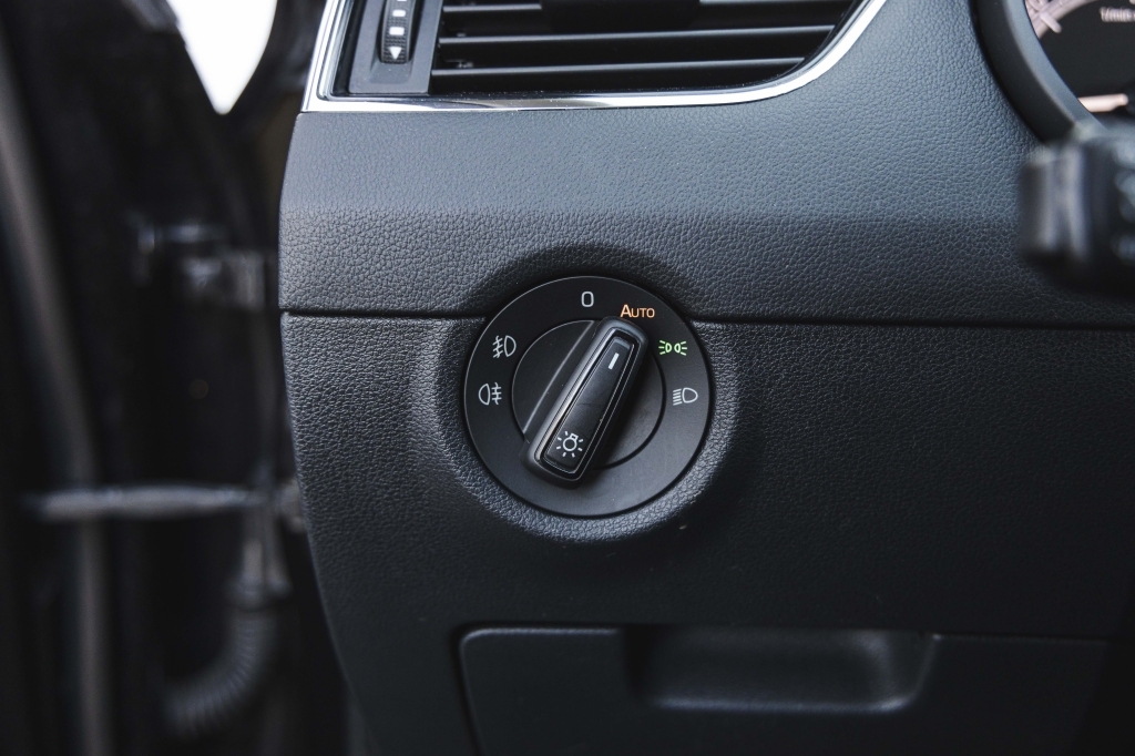 Skoda Octavia 2018 фото 16