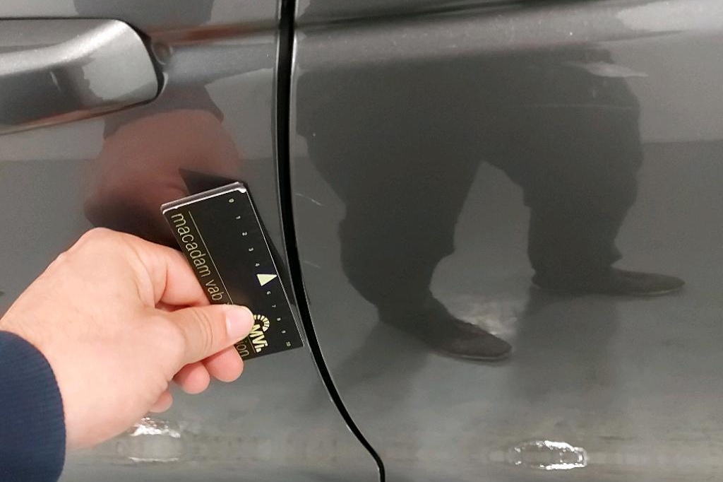 Land Rover Discovery Sport 2016 photo 17