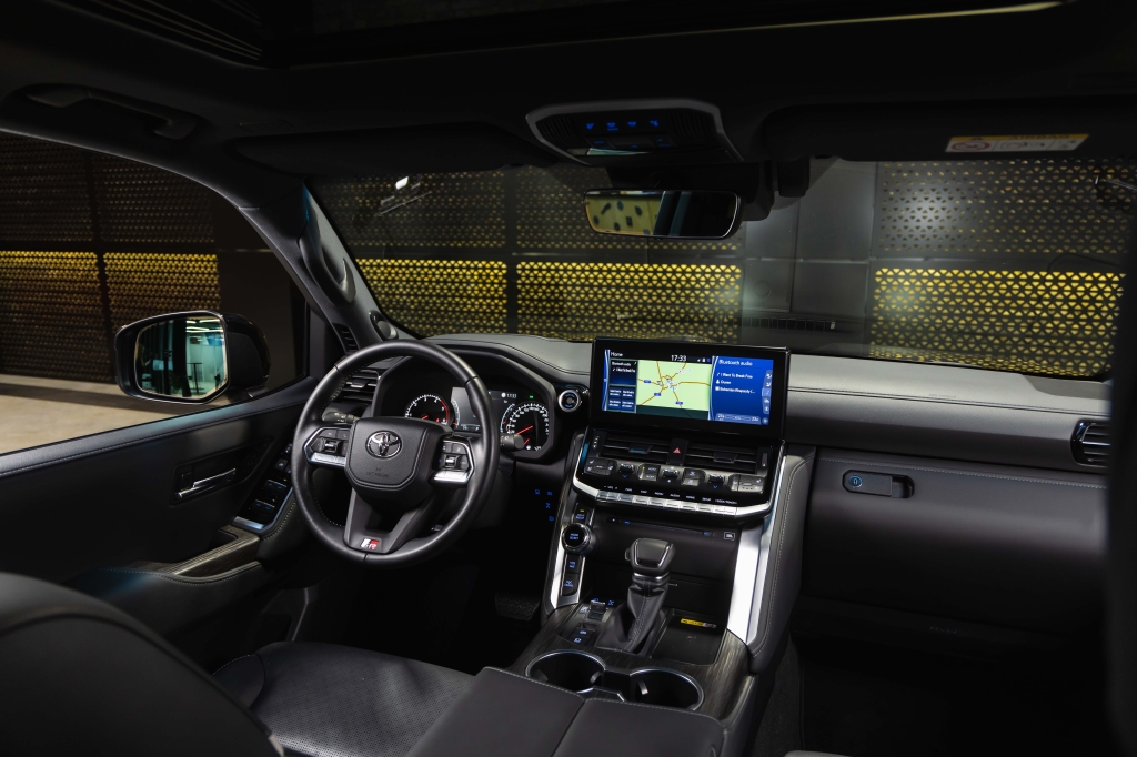 Toyota Land Cruiser GR 2023 фото 37