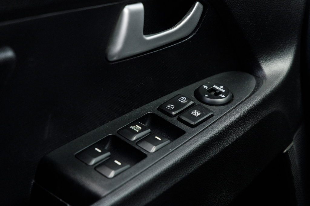 Kia Sportage III  2012 фото 18