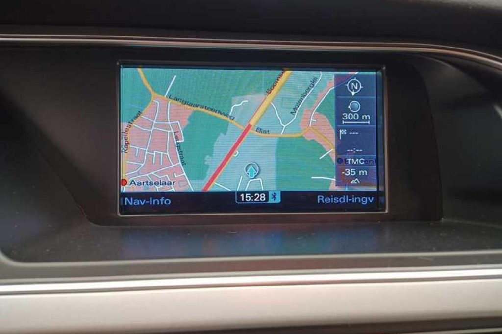 Audi A4 Avant 2015 photo 2