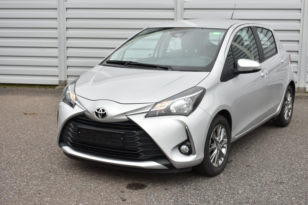 Toyota Yaris 2019 фото 5