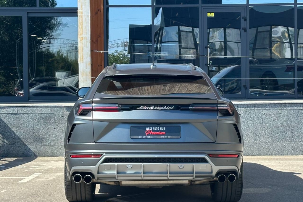Lamborghini Urus 2019 фото 5