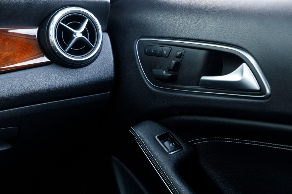 Mercedes-Benz GLA-Class 250 4Matic 2014 photo 12