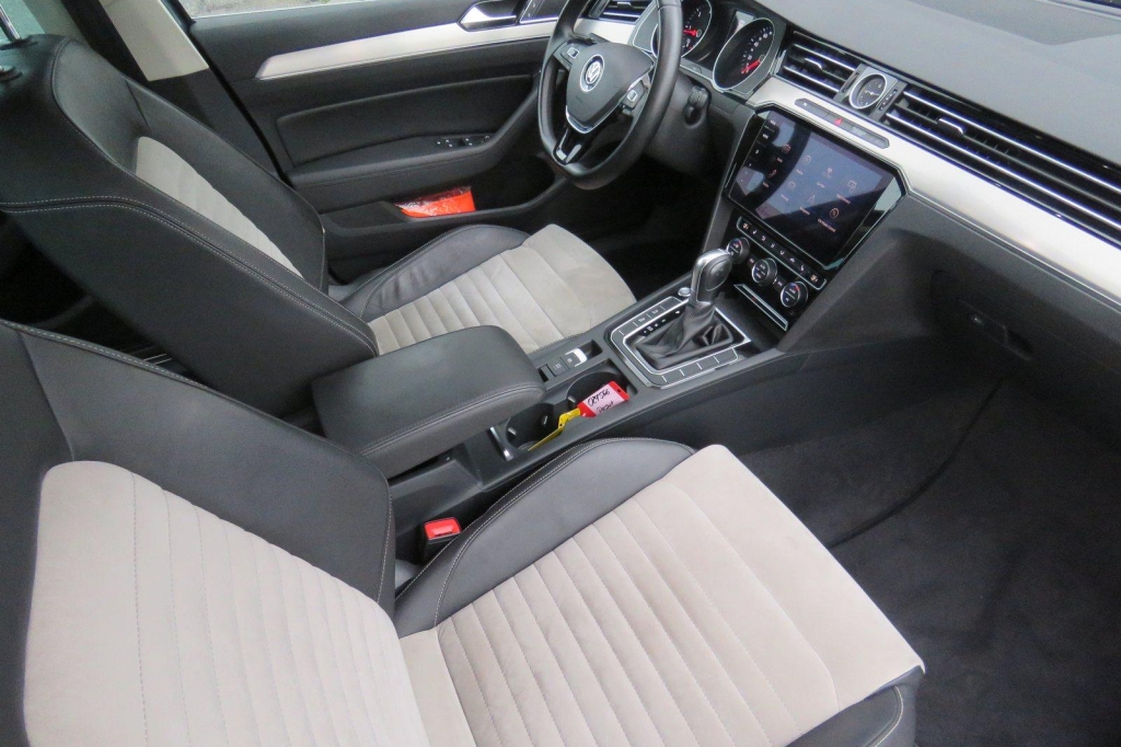 Volkswagen Passat Variant 2017 фото 1