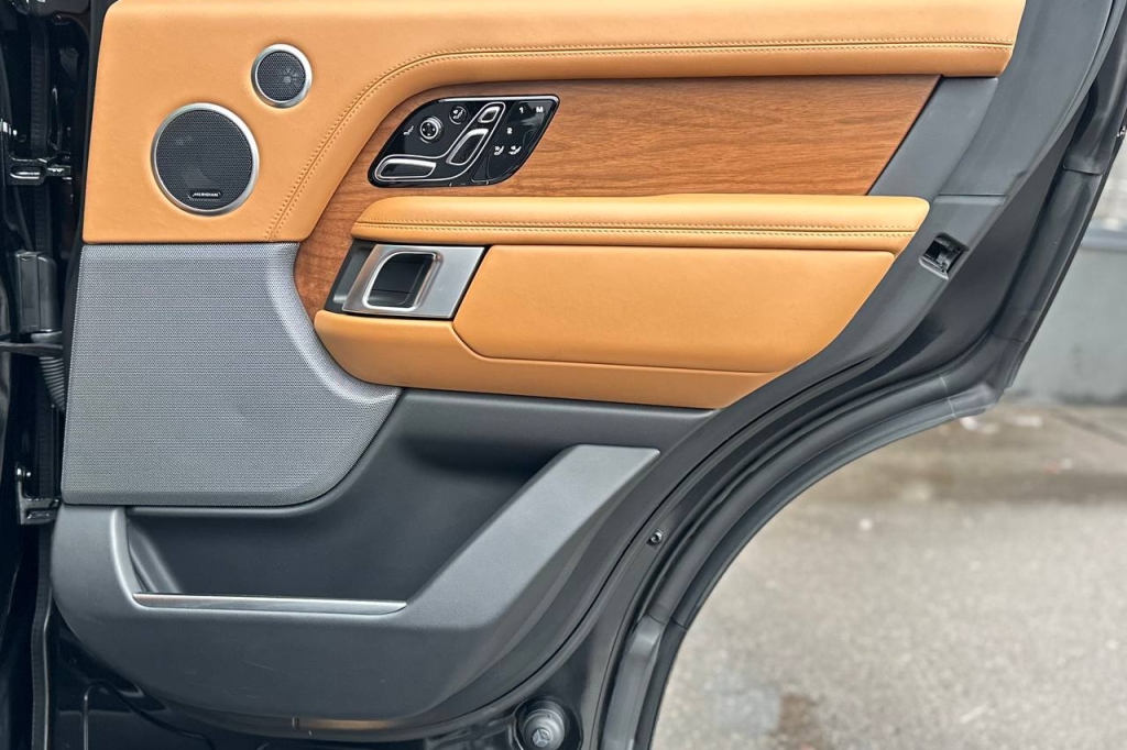 Land Rover Range Rover Autobiography 2018 фото 20