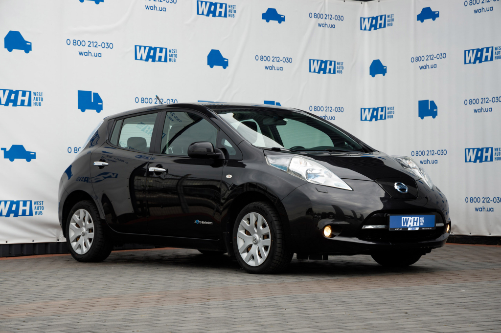Nissan Leaf 2014 photo 2