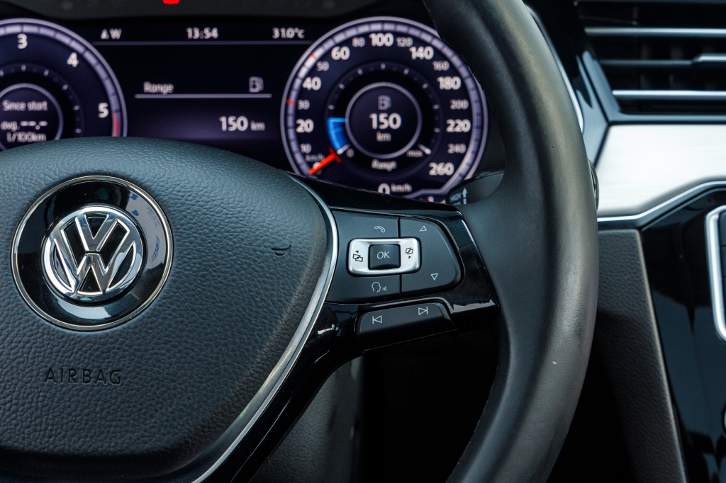 Volkswagen Passat B8 Highline 2015 фото 31