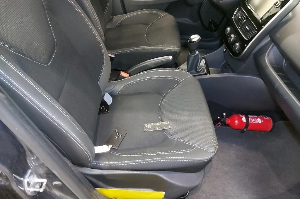 Renault Clio Grandtour 2016 фото 19