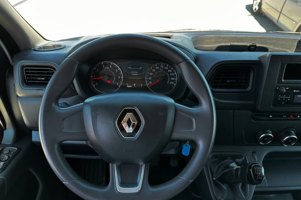 Renault Master 2019 фото 16