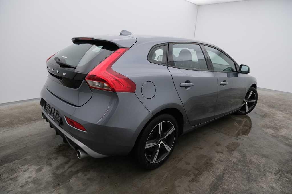 Volvo V40 2017 фото 3