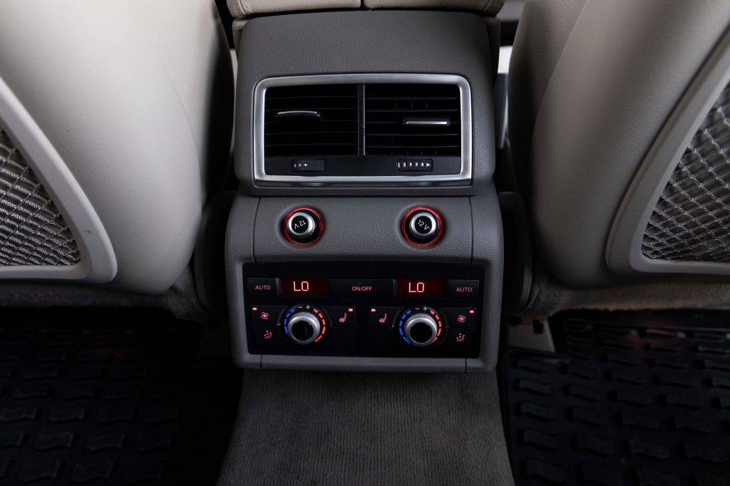 Audi Q7 Premium Plus 2015 фото 33