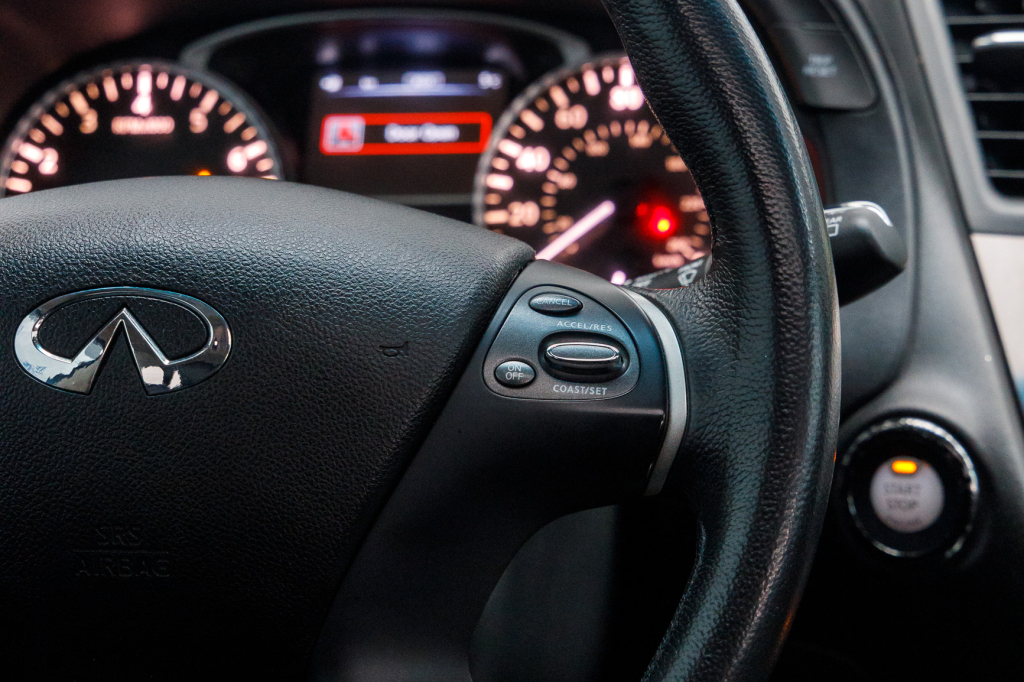 Infiniti JX 35 2013 фото 14