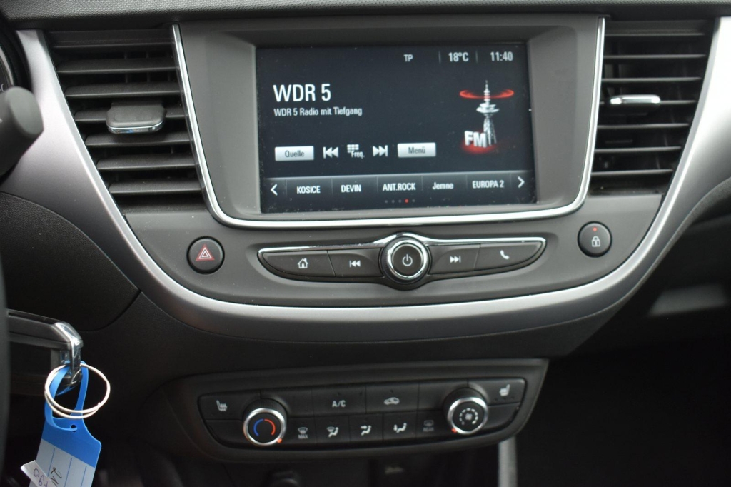 Opel Crossland X 2019 фото 6