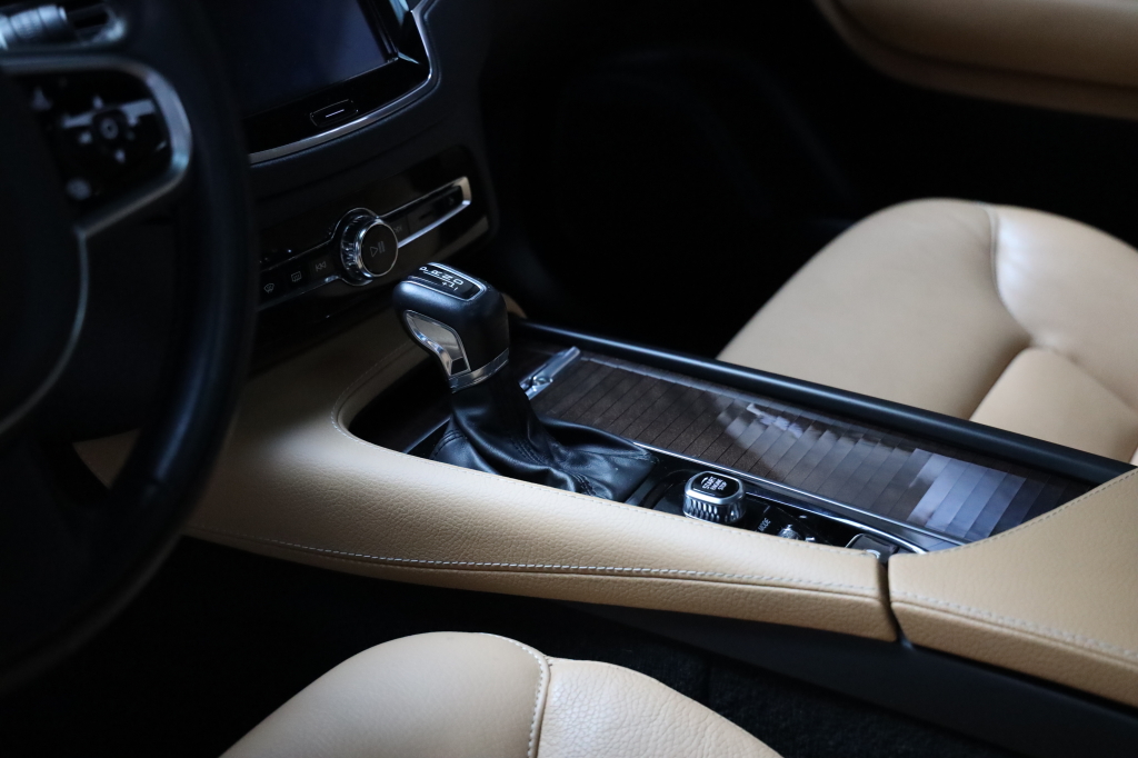 Volvo XC90 2019 photo 48