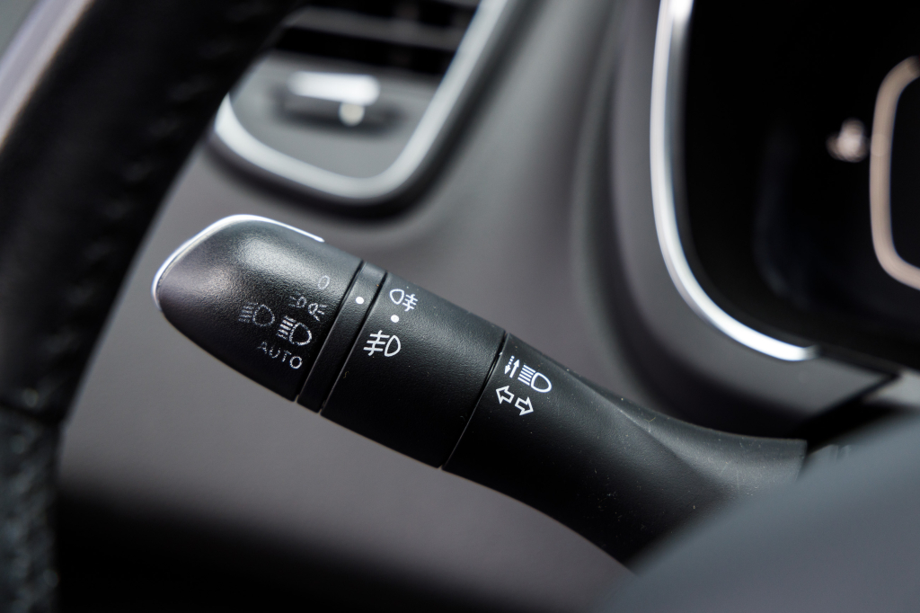 Renault Scenic IV Black Star 2017 фото 19