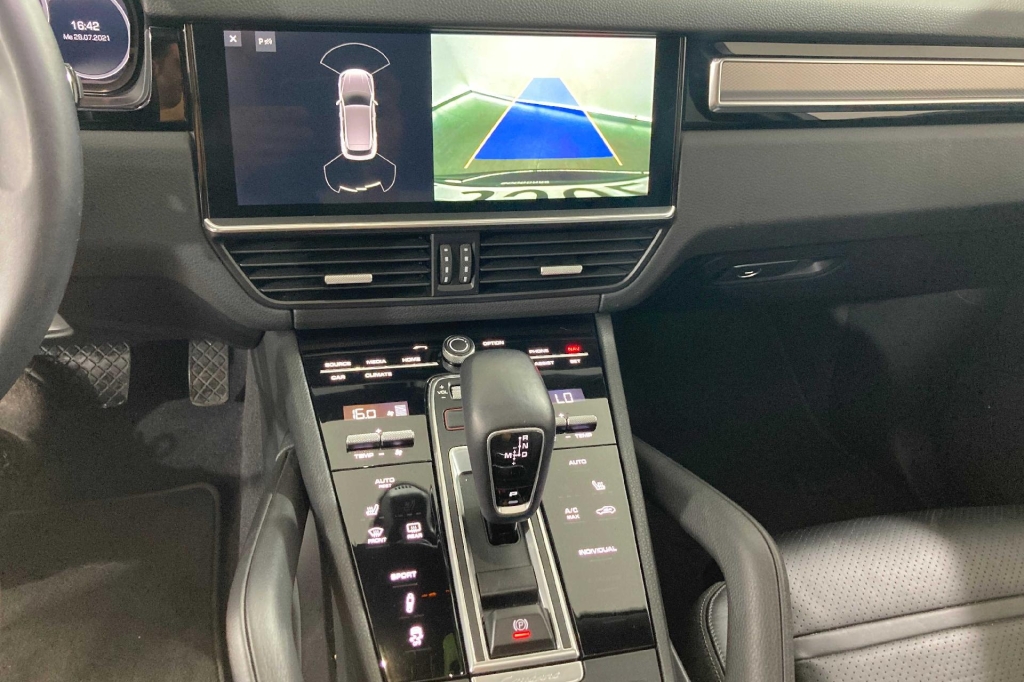 Porsche Cayenne 2018 фото 4