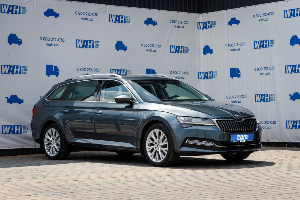 Skoda Superb 2019 photo 3