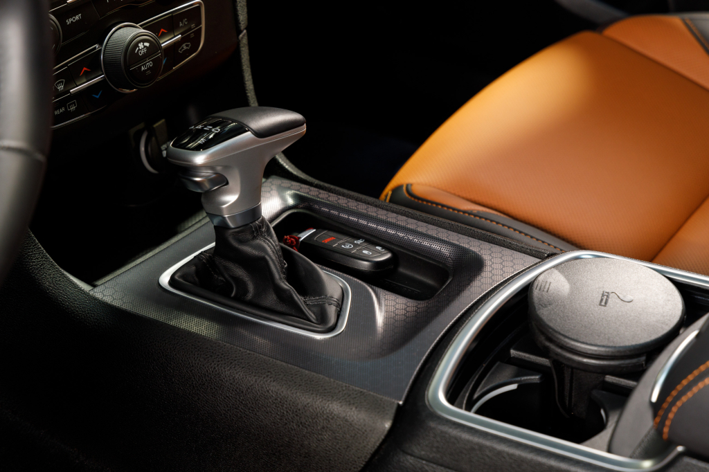 Dodge Charger RT фото 11