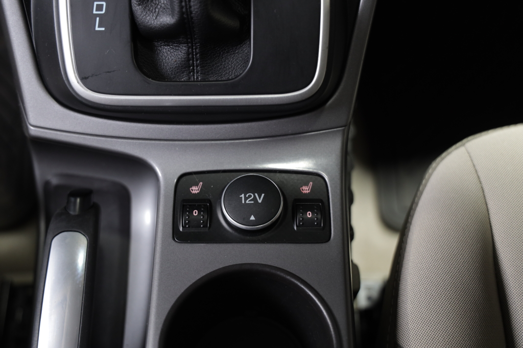 Ford C-Max 2016 фото 20