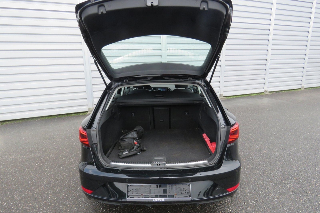 SEAT Leon ST 2017 фото 1